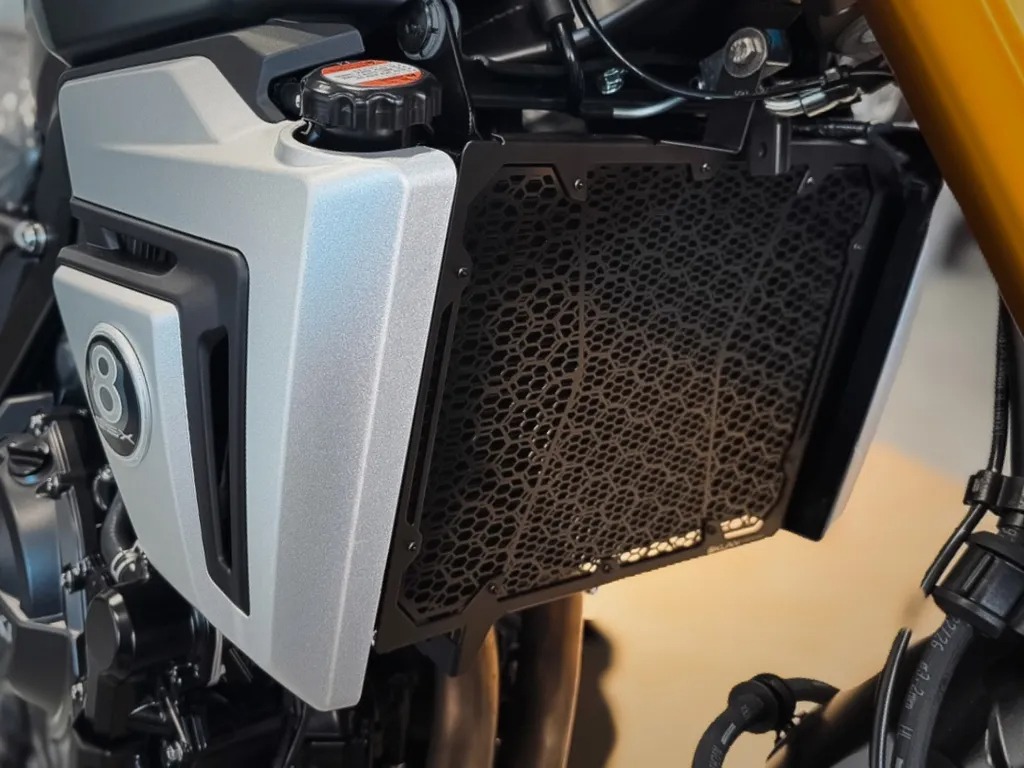 【SKUNY】水箱護網 GSX-8T / 8TT
