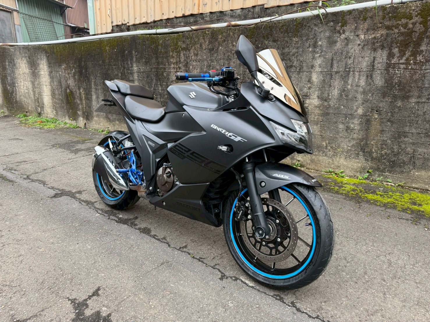 SUZUKI GIXXER 250 SFWebike-摩托車市