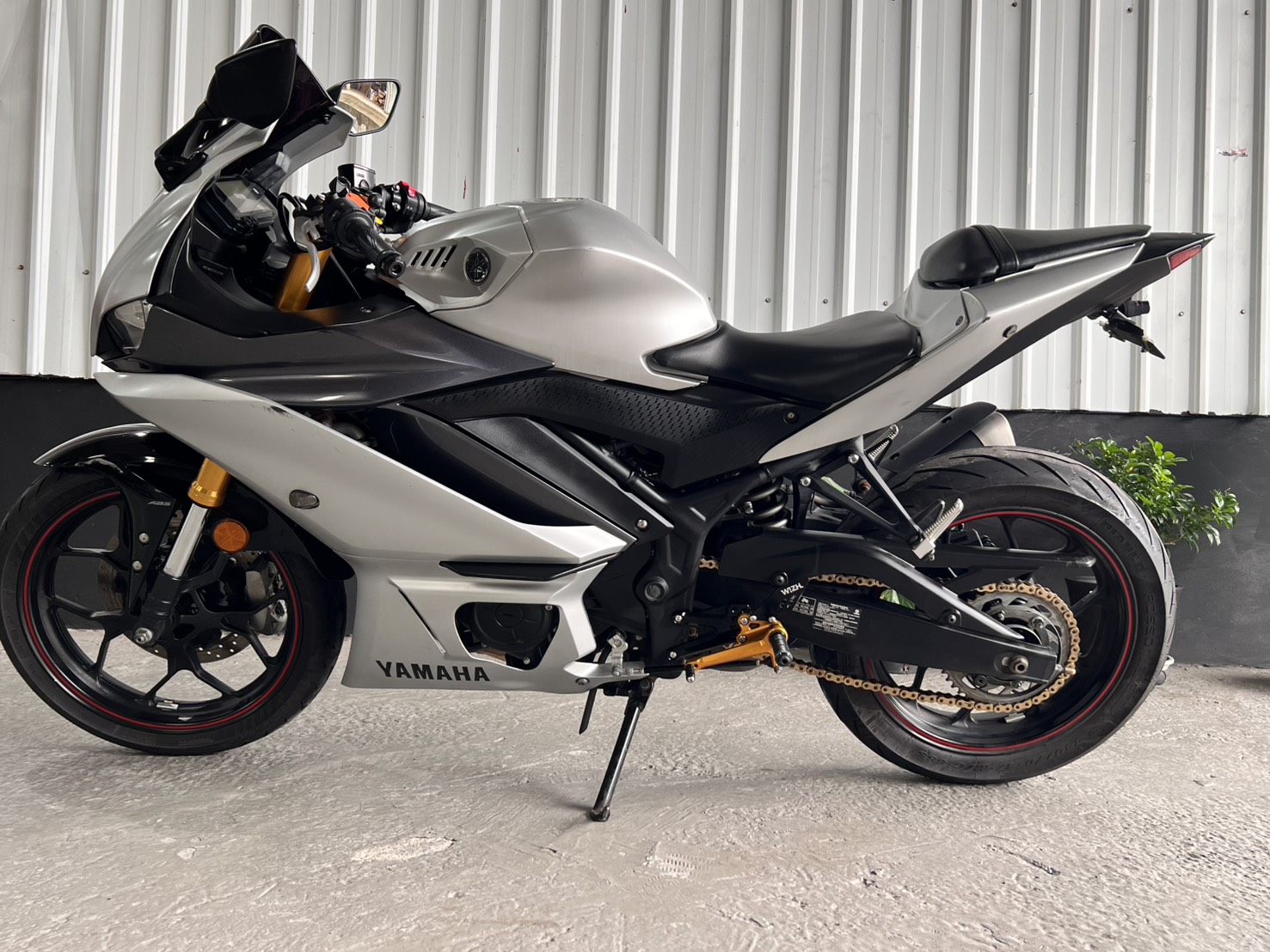 YAMAHA YZF-R3Webike-摩托車市