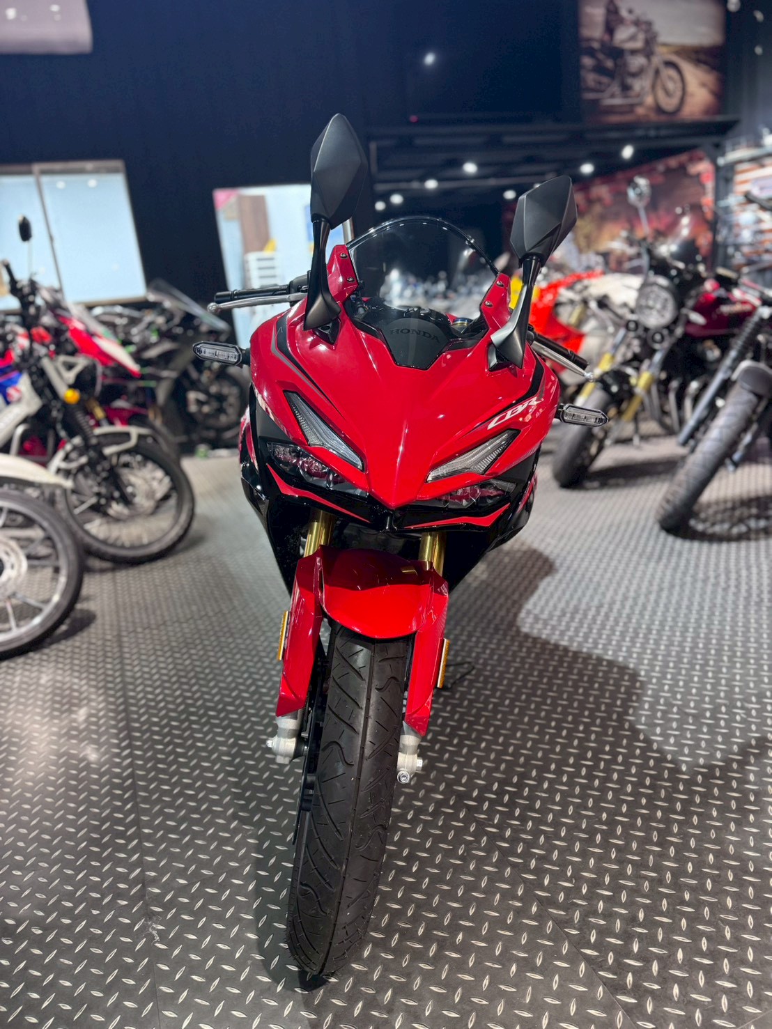 HONDA CBR150RWebike-摩托車市