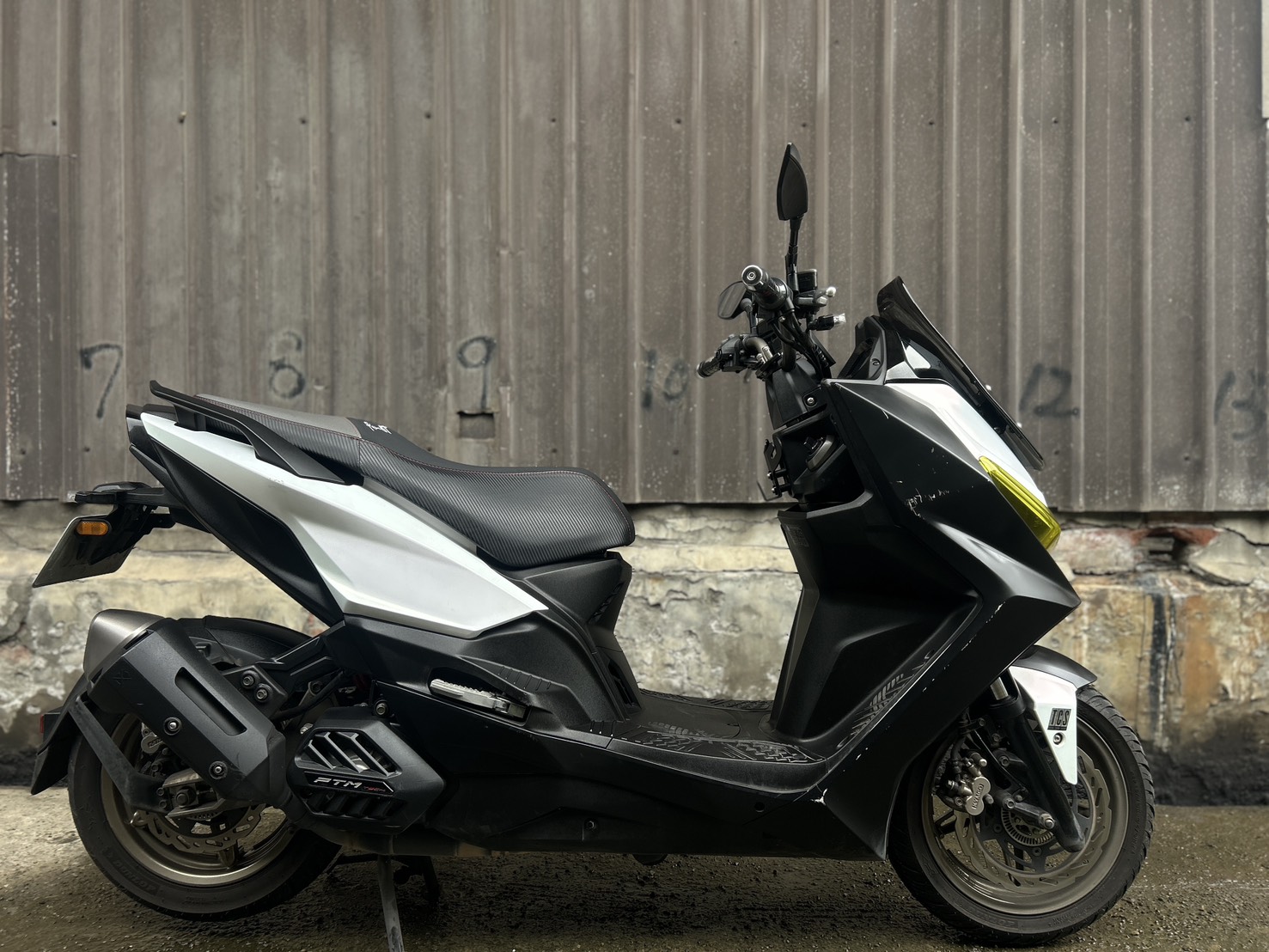 光陽 KRV180Webike-摩托車市