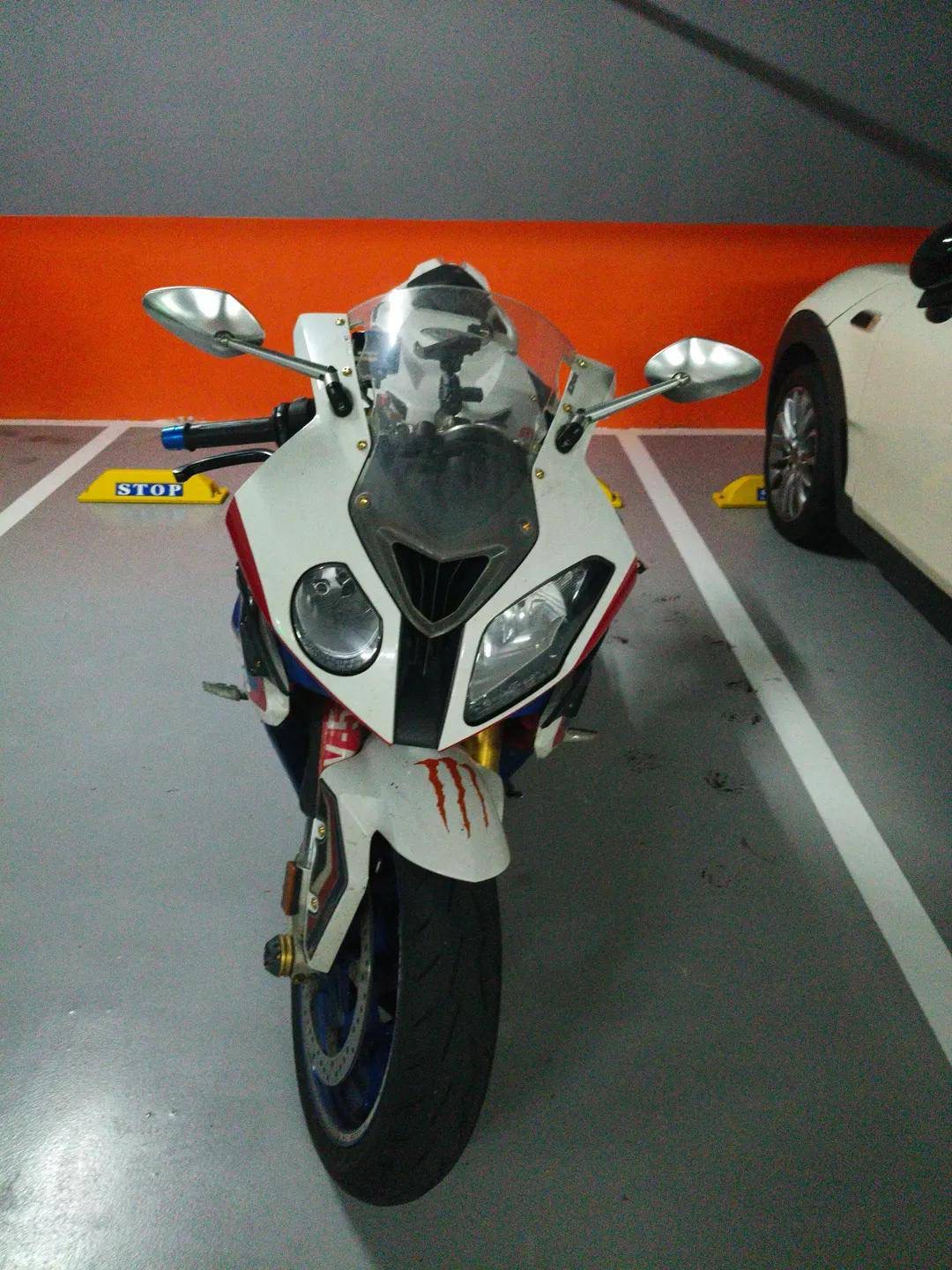 BMW S1000RRWebike-摩托車市