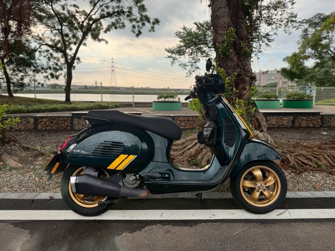VESPA GTS300ieWebike-摩托車市