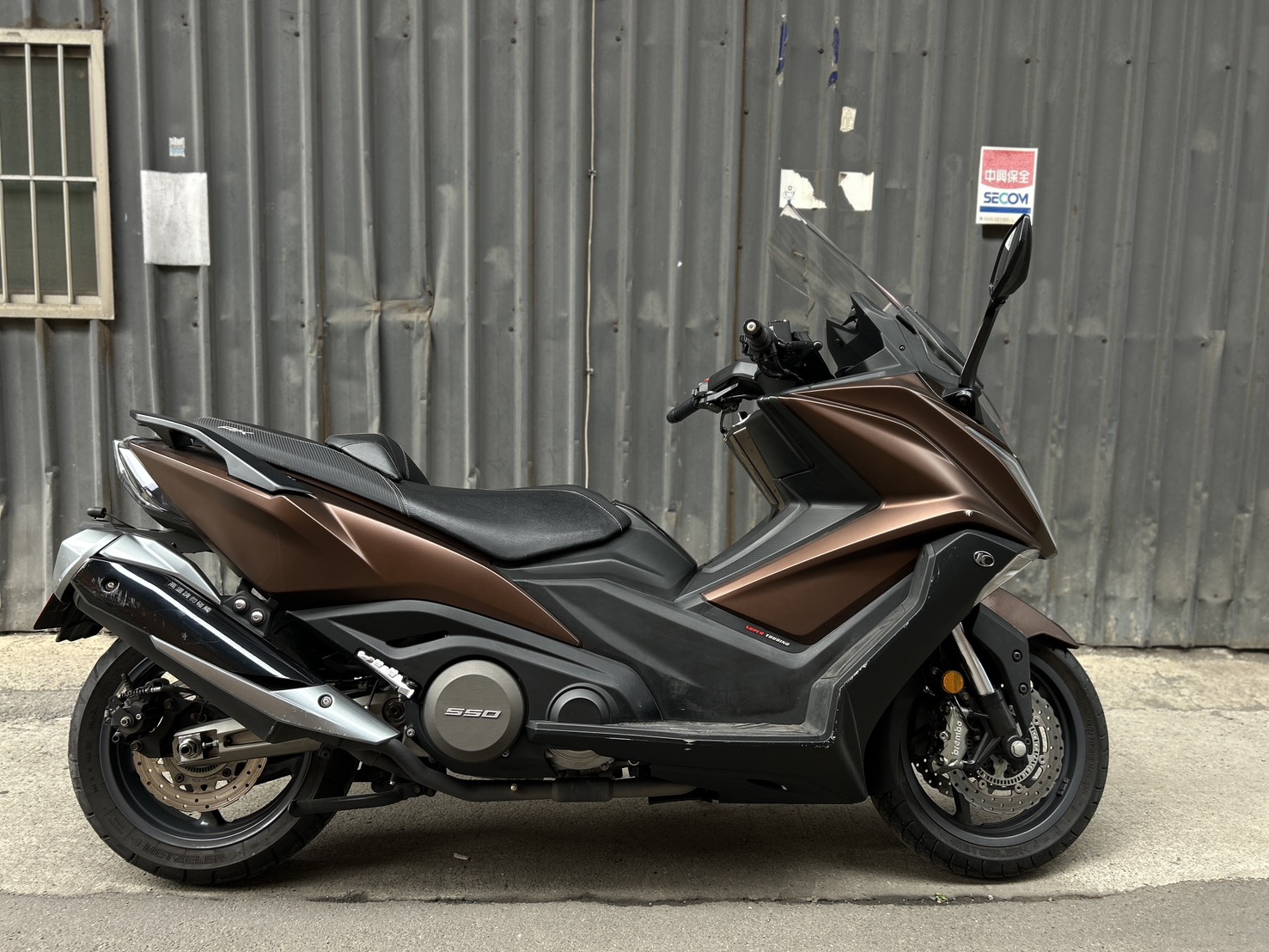 光陽 AK 550Webike-摩托車市
