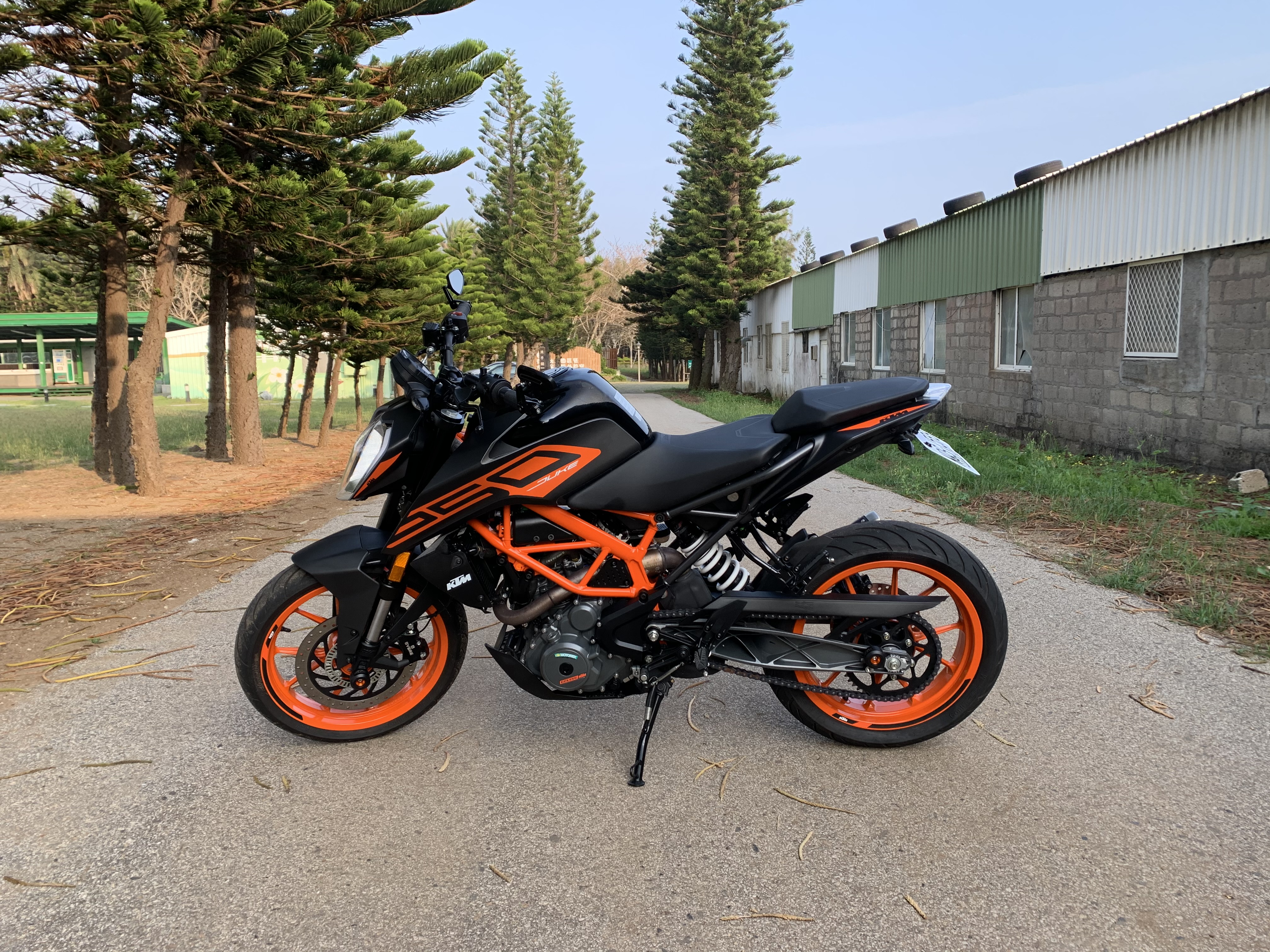 KTM 250DUKEWebike-摩托車市