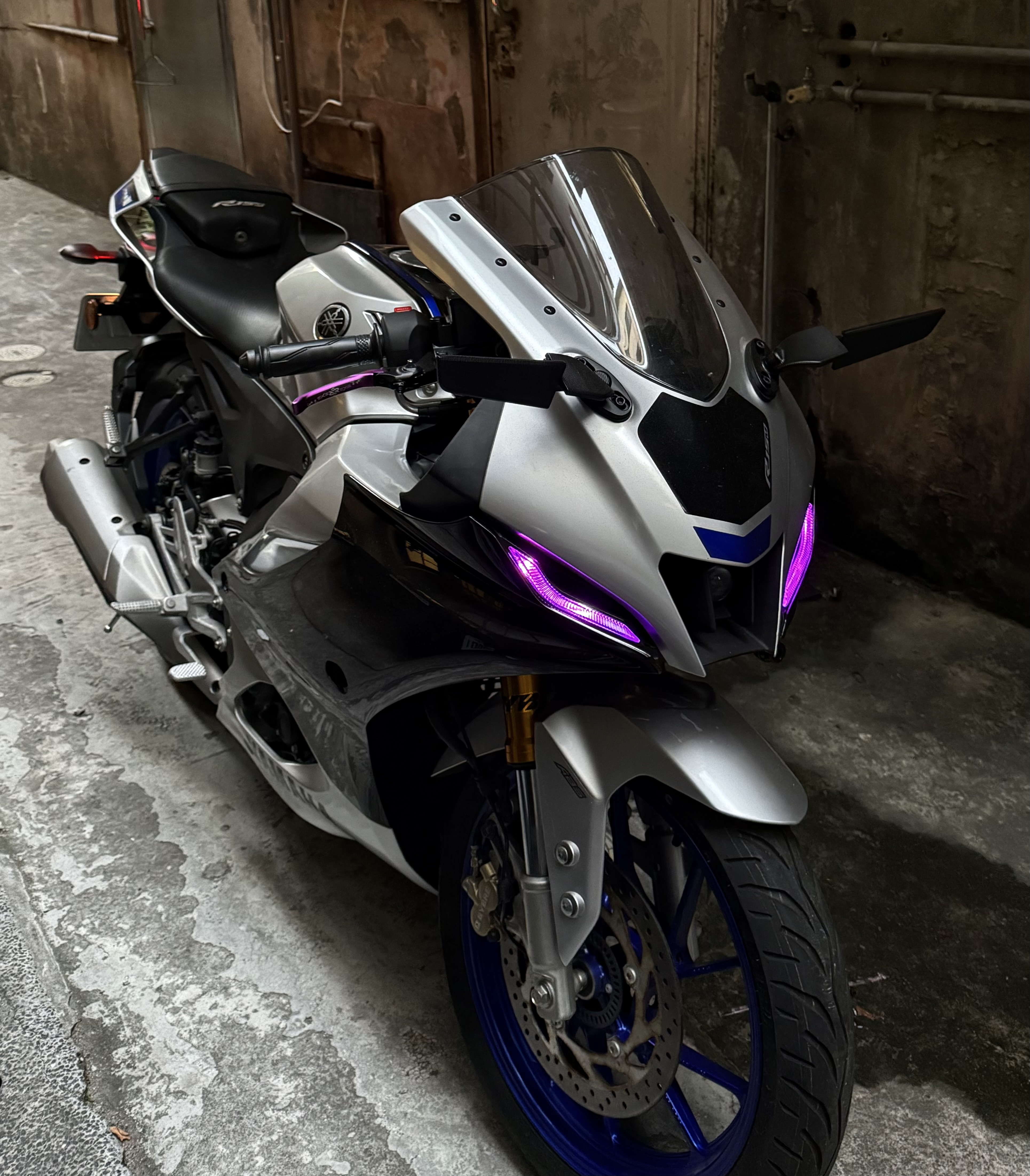 Yamaha R15MWebike-摩托車市