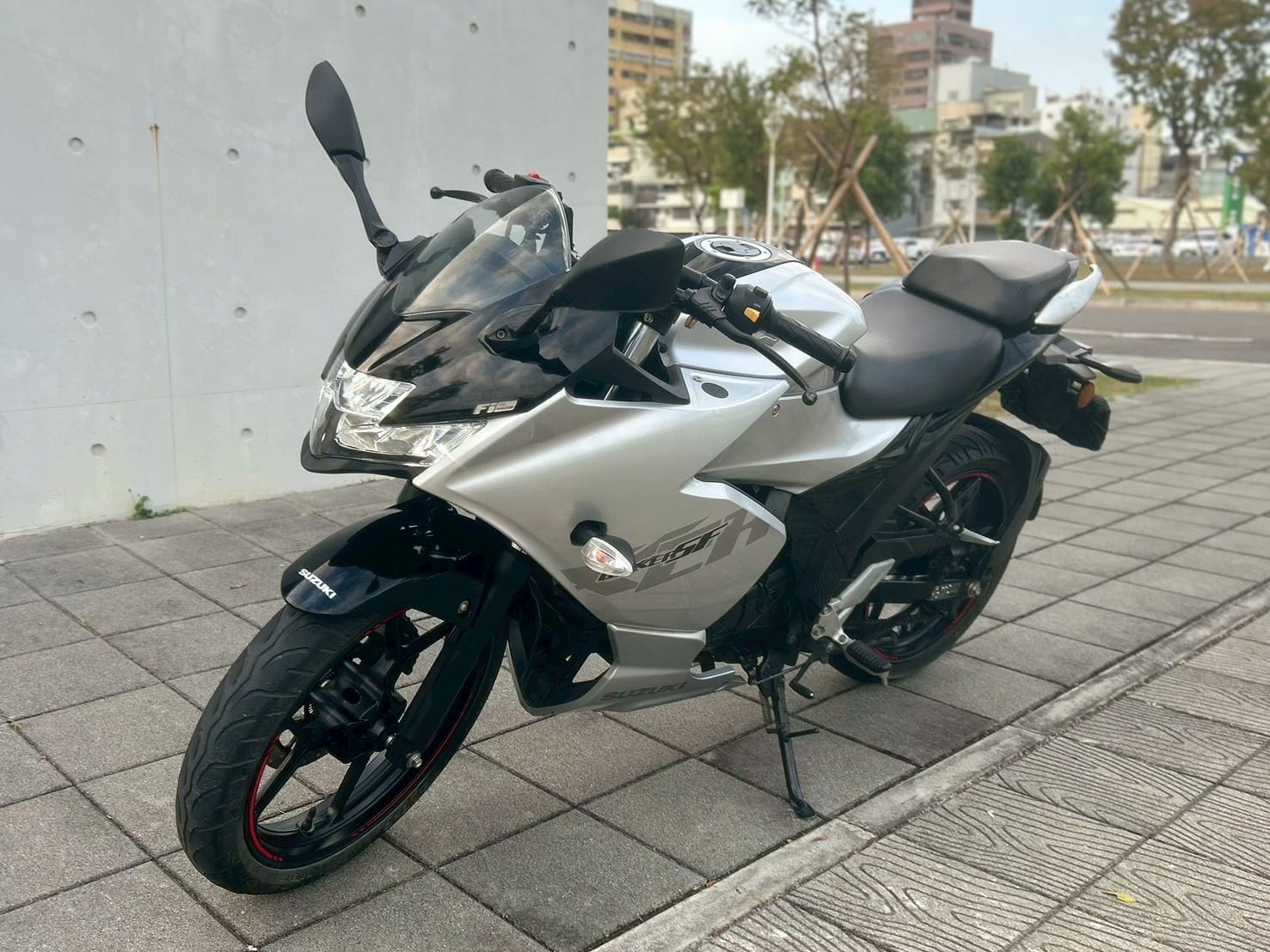 SUZUKI Gixxer SFWebike-摩托車市