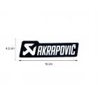 【AKRAPOVIC】通用型 耐熱貼紙 (115 × 35 MM / 單色)| Webike摩托百貨