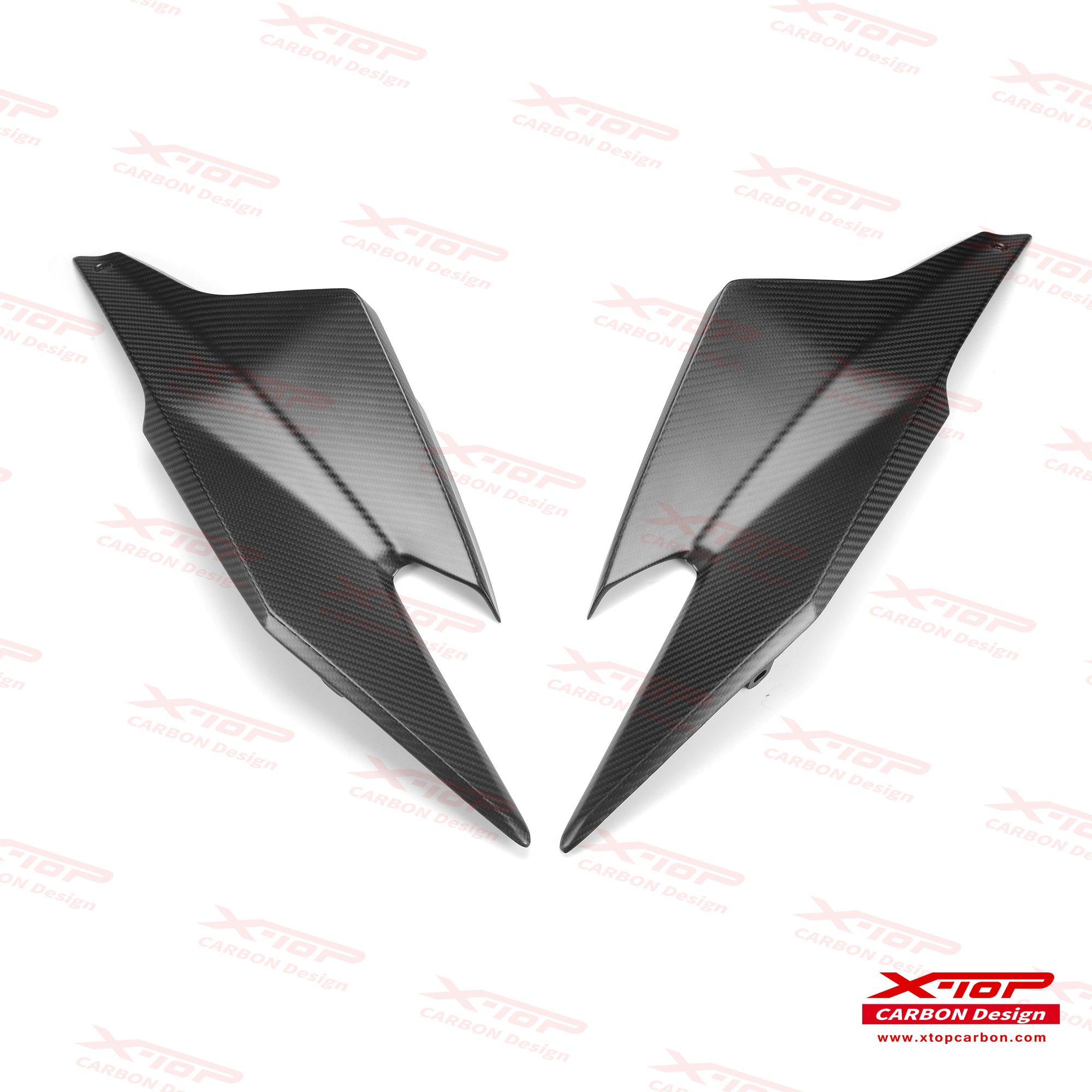 【X-TOP】碳纖維 油箱側板 1290 SUPER DUKE (23-)