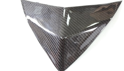 【MOS】YAMAHA GTR AERO Carbon Fiber Front Shield Wrapped

Item No.: