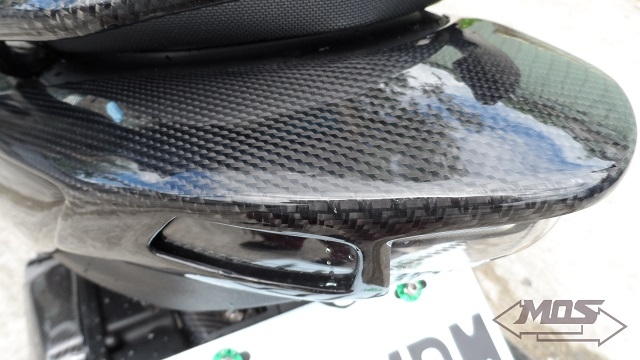 【MOS】YAMAHA S-MAX 155 carbon tail light covers