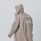 【Outperform 奧德蒙】背包款-ACE半斜開雙拉鍊防水透氣連身式雨衣 (奶茶)| Webike摩托百貨