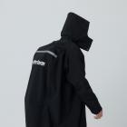 【Outperform】背包款-ACE半斜開雙拉鍊防水透氣連身式雨衣 (黑)| Webike TW