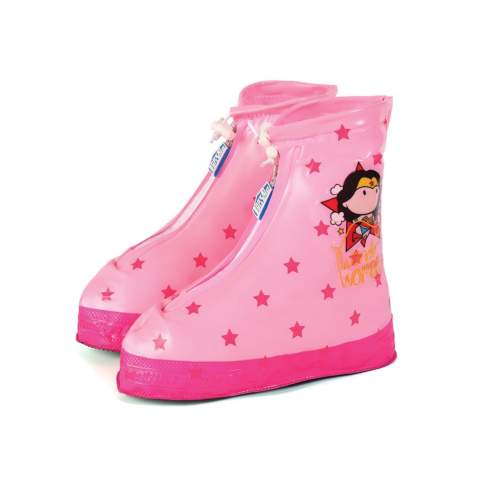 【FairRain 飛銳】英雄卡通兒童中筒鞋套 (淘氣粉)