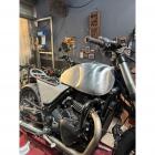 【SOURCEMOTO】鋁合金手工訂製油箱 SPEED 400| Webike摩托百貨