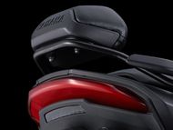 【YAMAHA 原廠精品】後靠墊 FORCE 2.0 / AUGUR