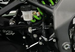 後煞車油杯螺絲組 ZX-4RR